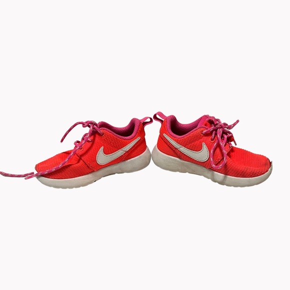 Nike Other - Nike Rosche Girls 9C